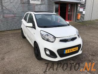 Kia Picanto Picanto (TA), Hatchback, 2011 / 2017 1.0 12V picture 2