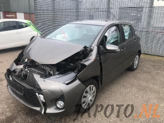 Sloopauto Toyota Yaris Yaris III (P13), Hatchback, 2010 / 2020 1.33 16V Dual VVT-I 2016/6
