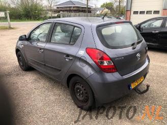 Hyundai I-20 i20, Hatchback, 2008 / 2015 1.4i 16V picture 3