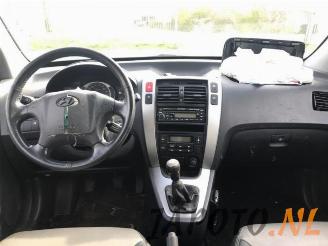 Hyundai Tucson Tucson (JM), SUV, 2004 / 2010 2.0 16V CVVT 4x2 picture 7