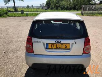 Kia Picanto Picanto (BA), Hatchback, 2004 / 2011 1.0 12V picture 6
