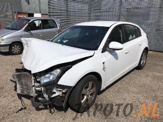 Autoverwertung Chevrolet Cruze Cruze (305), Hatchback, 2010 / 2015 1.6 16V VVT 2012/3