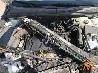 Chevrolet Cruze Cruze (305), Hatchback, 2010 / 2015 1.6 16V VVT picture 9