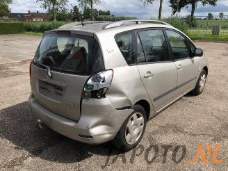 Toyota Corolla-verso Corolla Verso (E12), MPV, 2001 / 2004 1.6 16V VVT-i picture 4