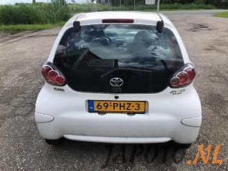 Toyota Aygo Aygo (B10), Hatchback, 2005 / 2014 1.0 12V VVT-i picture 6