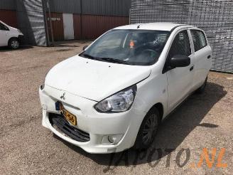 demontáž osobní automobily Mitsubishi Space-star Space Star (A0), Hatchback, 2012 1.0 12V 2013/6