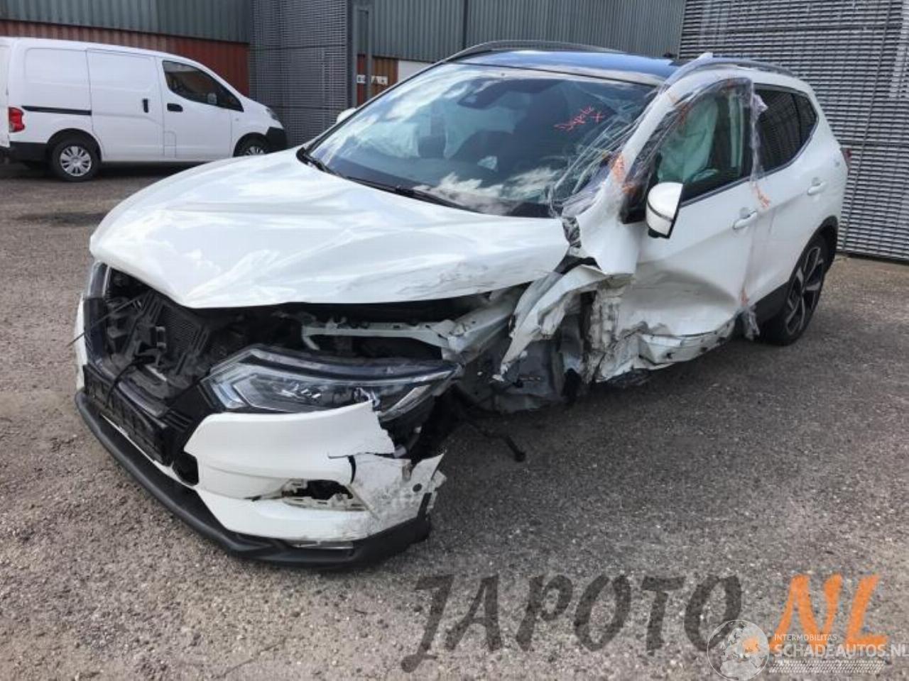 Nissan Qashqai Qashqai (J11), SUV, 2013 1.3 DIG-T 140 16V