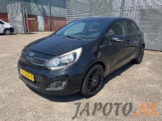 demontáž osobní automobily Kia Rio Rio III (UB), Hatchback, 2011 / 2017 1.2 CVVT 16V 2011/11