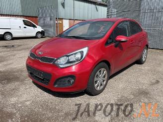demontáž osobní automobily Kia Rio Rio III (UB), Hatchback, 2011 / 2017 1.2 CVVT 16V 2013/1