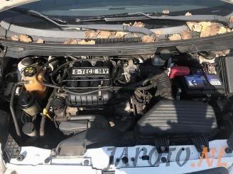 Chevrolet Spark Spark (M300), Hatchback, 2010 1.0 16V Bifuel picture 12