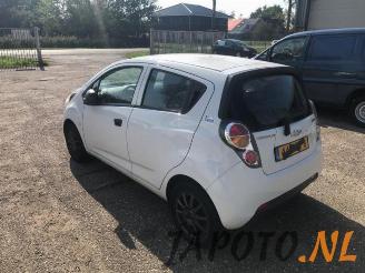 Chevrolet Spark Spark (M300), Hatchback, 2010 1.0 16V Bifuel picture 2