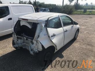 Toyota Aygo Aygo (B40), Hatchback, 2014 1.0 12V VVT-i picture 4