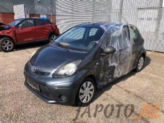 demontáž osobní automobily Toyota Aygo Aygo (B10), Hatchback, 2005 / 2014 1.0 12V VVT-i 2013/10