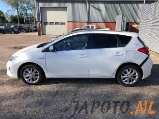 Toyota Auris Auris (E18), Hatchback 5-drs, 2012 / 2019 1.8 16V Hybrid picture 2