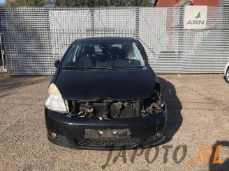 Toyota Corolla-verso Corolla Verso (R10/11), MPV, 2004 / 2009 1.8 16V VVT-i picture 8