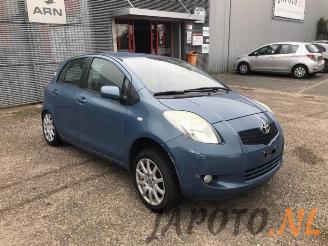 Toyota Yaris Yaris II (P9), Hatchback, 2005 / 2014 1.3 16V VVT-i picture 7