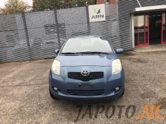 Toyota Yaris Yaris II (P9), Hatchback, 2005 / 2014 1.3 16V VVT-i picture 8