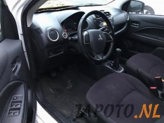 Mitsubishi Space-star Space Star (A0), Hatchback, 2012 1.0 12V picture 12