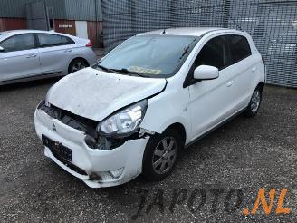 demontáž osobní automobily Mitsubishi Space-star Space Star (A0), Hatchback, 2012 1.0 12V 2013/2