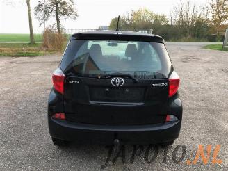 Toyota Verso S Verso S, MPV, 2010 / 2016 1.33 16V Dual VVT-I picture 4