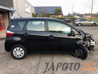 Toyota Verso S Verso S, MPV, 2010 / 2016 1.33 16V Dual VVT-I picture 6