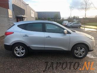 Hyundai Ix35 iX35 (LM), SUV, 2009 / 2015 2.0 16V picture 6