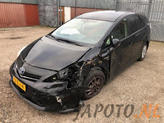 Salvage car Toyota Prius Plus Prius Plus (ZVW4), MPV, 2011 1.8 Hybrid 16V 2012/12