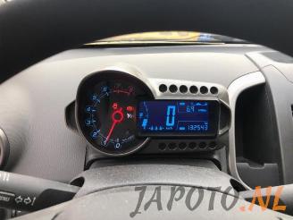 Chevrolet Aveo Aveo (300), Hatchback, 2006 / 2015 1.2 16V picture 13