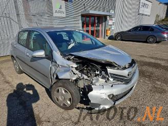 Toyota Yaris Yaris III (P13), Hatchback, 2010 / 2020 1.0 12V VVT-i picture 7
