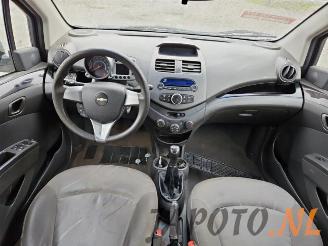 Chevrolet Spark Spark (M300), Hatchback, 2010 1.0 16V Bifuel picture 9