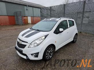 Vrakbiler auto Chevrolet Spark Spark (M300), Hatchback, 2010 1.0 16V Bifuel 2011/10