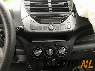 Suzuki Alto Alto (GF), Hatchback 5-drs, 2009 1.0 12V picture 8