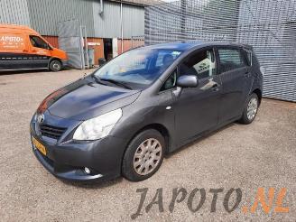 demontáž osobní automobily Toyota Verso Verso, MPV, 2009 / 2018 2.0 16V D-4D-F 2010/8