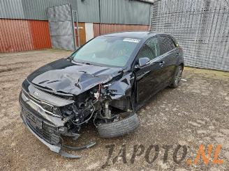 demontáž osobní automobily Kia Rio Rio IV (YB), Hatchback, 2017 1.0i T-GDi 120 12V 2017/1