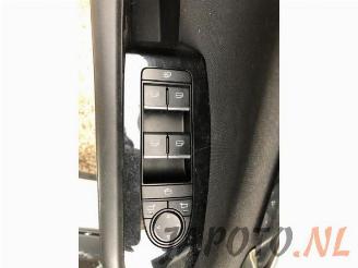 Mazda 3 3 Sport (BP), Hatchback, 2018 2.0 SkyActiv-X M Hybrid 16V picture 12