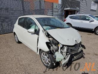 Toyota Yaris Yaris III (P13), Hatchback, 2010 / 2020 1.5 16V Hybrid picture 7