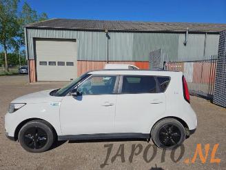 Kia Soul Soul II (PS), MPV, 2014 / 2018 EV picture 2