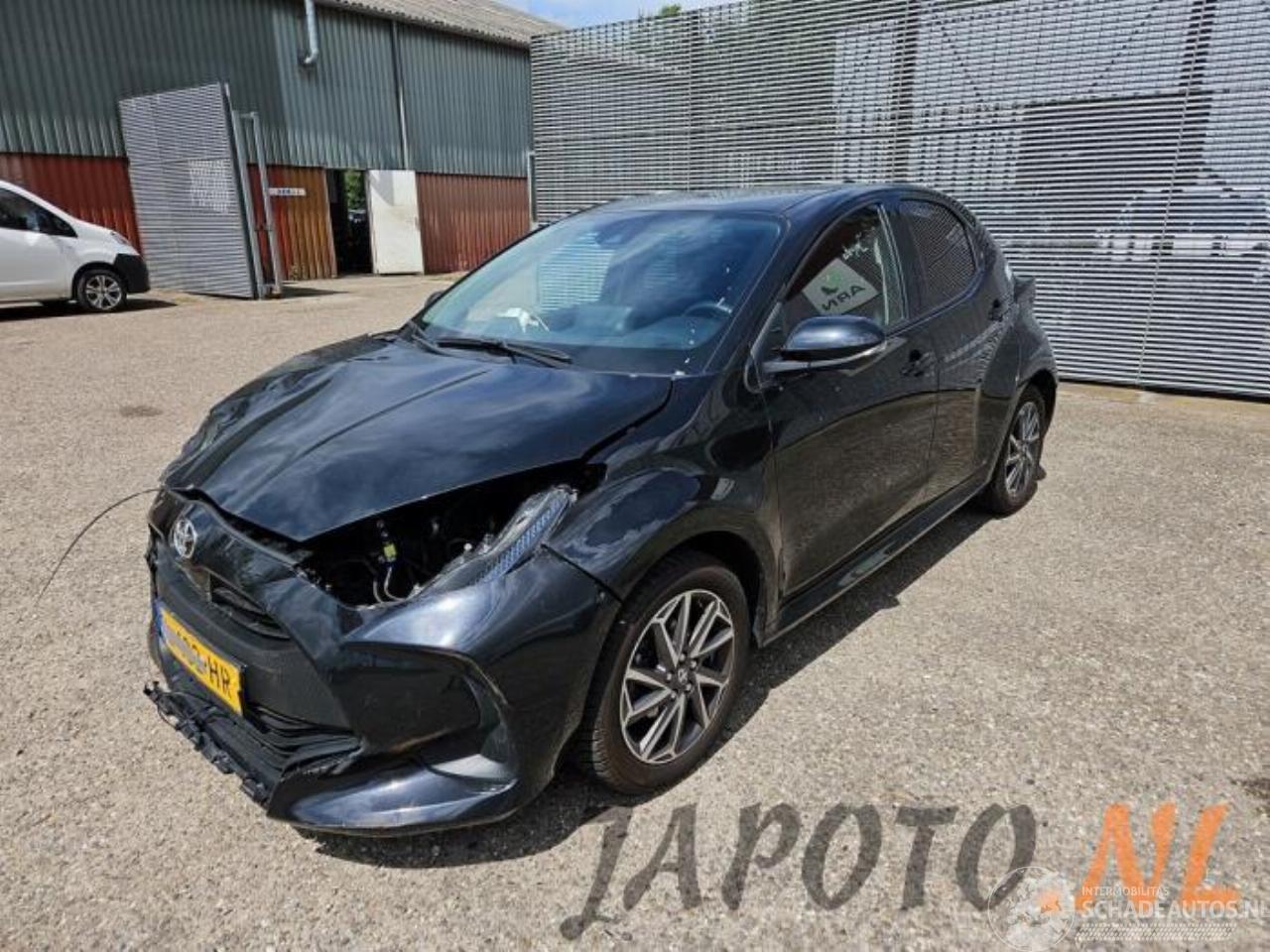 Toyota Yaris Yaris IV (P21/PA1/PH1), Hatchback, 2020 1.5 12V VVT-i