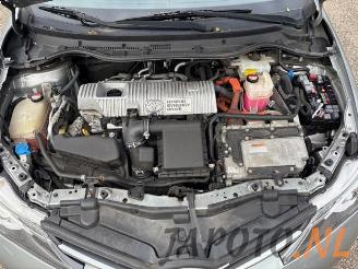 Toyota Auris Auris Touring Sports (E18), Combi, 2013 / 2018 1.8 16V Hybrid picture 14
