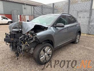 krockskadad bil auto Hyundai Kona Kona (OS), SUV, 2017 / 2023 1.6 GDi HEV 16V 2020/10