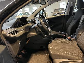 Peugeot 208 1.2 PureTech Allure NL NAP! picture 15