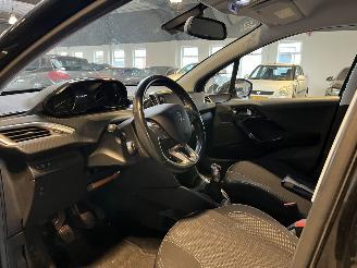 Peugeot 208 1.2 PureTech Allure NL NAP! picture 14
