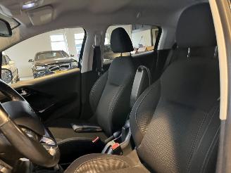Peugeot 208 1.2 PureTech Allure NL NAP! picture 16