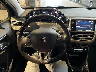 Peugeot 208 1.2 PureTech Allure NL NAP! picture 22