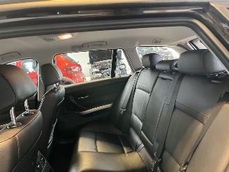 BMW 3-serie 320i Luxury Line NL NAP! picture 14