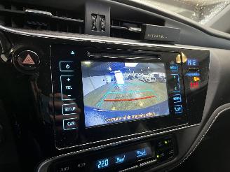 Toyota Auris 1.8 Hybrid Lease Pro picture 25