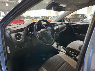 Toyota Auris 1.8 Hybrid Lease Pro picture 15