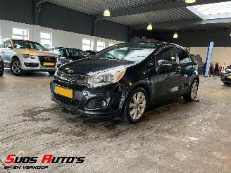 Voiture accidenté Kia Rio 1.4 CVVT Plus Pack 2012/6