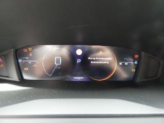 Peugeot 208 1.2 Hyb 110 Allure picture 16