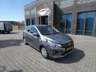 Mitsubishi Space-star 1.2 Cool+ picture 2